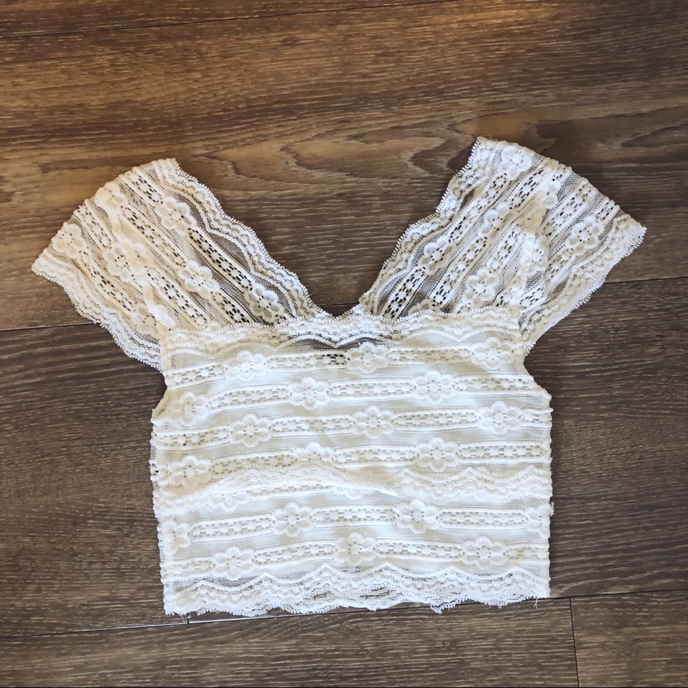 Cute top 🌺 - Picture 4 of 4